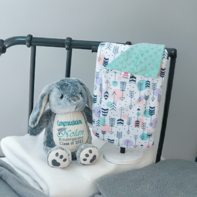 Baby gift set personalized for newborn baby