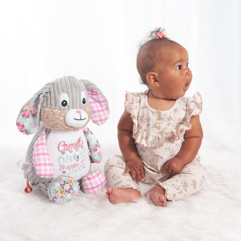 Lapin rose personnalisé